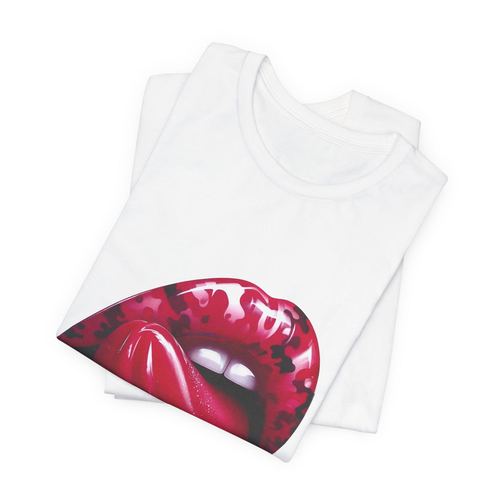 Dripping Red Lips Graphic Tee — Bold Pop Art Lip Print T-Shirt